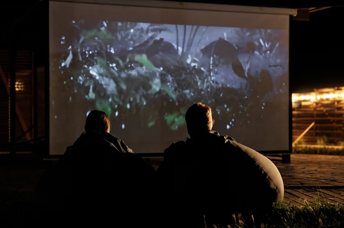 Кинотеатр под открытым небом